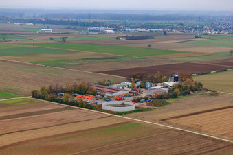 Aerial view of Gardener - Services, container service, disposal, demolition and transport in Bellheim in the state Rhineland-Palatinate, Germany
