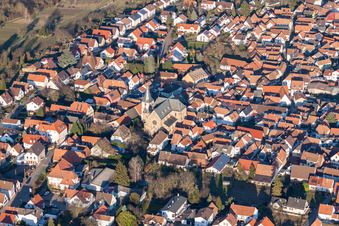 Oblique view of Town View of the streets and houses of the residential areas in the district Arzheim in Landau in der Pfalz in the state Rhineland-Palatinate