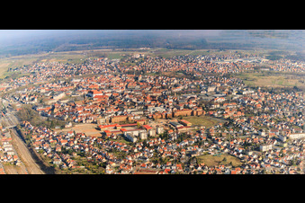 Thurot from the south in the district Bildstoeckel Ouest in Hagenau in the state Bas-Rhin, France