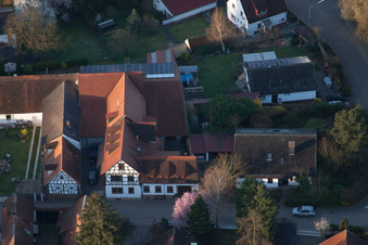 Wine Bar Vogler in the district Heuchelheim in Heuchelheim-Klingen in the state Rhineland-Palatinate, Germany from above