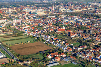 Aerial photograpy of Wide path in the district Queichheim in Landau in der Pfalz in the state Rhineland-Palatinate, Germany