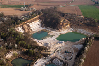 Riedseltz in the state Bas-Rhin, France from above