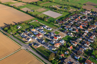 New Development Area East (Im Holderbusch) in Minfeld in the state Rhineland-Palatinate, Germany from the drone perspective