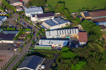 Horstring with Getränke Südpfalz GmbH in the district Minderslachen in Kandel in the state Rhineland-Palatinate, Germany