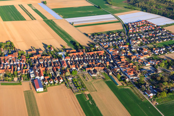 Aerial view of Nikolausstraße to Hatzenbühl in the district Hayna in Herxheim bei Landau in the state Rhineland-Palatinate, Germany