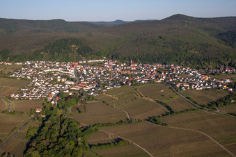 Aerial photograpy of Village - view on the edge of wine yards in the district Koenigsbach in Neustadt an der Weinstrasse in the state Rhineland-Palatinate, Germany