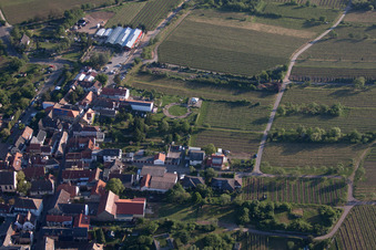 Aerial photograpy of Nett's Country House Loblocher Hof in the district Gimmeldingen in Neustadt an der Weinstraße in the state Rhineland-Palatinate, Germany