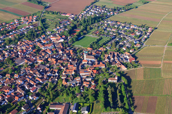 Village view in the morning from the north in the district Mörzheim in Landau in der Pfalz in the state Rhineland-Palatinate, Germany
