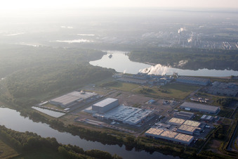 Aerial view of Oberwald Industrial Estate, PEG in Wörth am Rhein in the state Rhineland-Palatinate, Germany