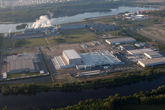 Aerial photograpy of Oberwald industrial area in Wörth am Rhein in the state Rhineland-Palatinate, Germany