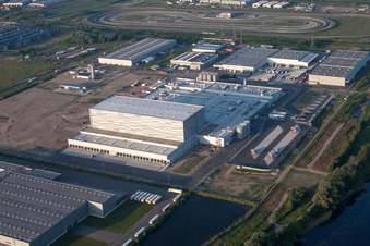 Bird's eye view of Oberwald industrial area in Wörth am Rhein in the state Rhineland-Palatinate, Germany