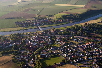Village on the river bank areas of the Weser river in the district Daspe in Hehlen in the state Lower Saxony, Germany