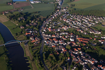 Village on the river bank areas Weser in the district Daspe in Hehlen in the state Lower Saxony