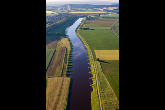 Course of the Weser towards Grohnde with groynes on both sides in the district Hajen in Emmerthal in the state Lower Saxony, Germany