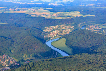 Oblique view of View of the town on the Neckar from the northwest in Neckargerach in the state Baden-Wuerttemberg, Germany