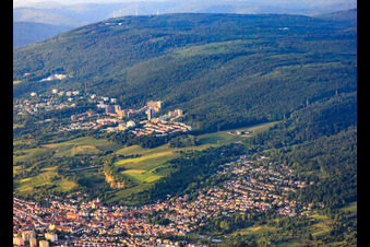 On the slope of the Odenwald from the south in the district Emmertsgrund in Heidelberg in the state Baden-Wuerttemberg, Germany