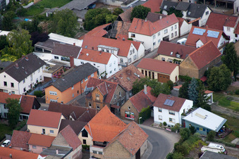 District Bobenheim in Bobenheim-Roxheim in the state Rhineland-Palatinate, Germany from above