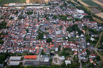 City view of the city area of in the district Roxheim in Bobenheim-Roxheim in the state Rhineland-Palatinate from above