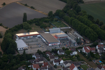 Building of the shopping center Wormser Landstr. in the district Petersau in Bobenheim-Roxheim in the state Rhineland-Palatinate