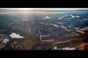 Panorama of the Rhine plain to the Odenwald in the district Gartenstadt in Ludwigshafen am Rhein in the state Rhineland-Palatinate, Germany