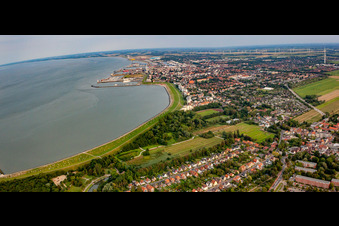 Grimmershörn Bay beach at the Döser Seedeich in the district Döse in Cuxhaven in the state Lower Saxony, Germany