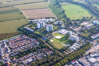 BG Accident Clinic in the district Oggersheim in Ludwigshafen am Rhein in the state Rhineland-Palatinate, Germany seen from above