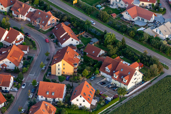 Aerial view of Pomeranian Ring in Offenbach an der Queich in the state Rhineland-Palatinate, Germany