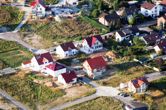 New development area Am Höhenweg in Kandel in the state Rhineland-Palatinate, Germany viewn from the air