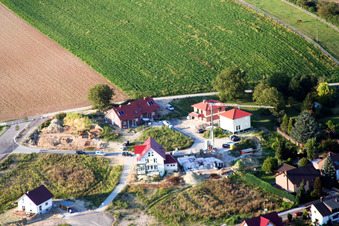 Drone recording of New development area Am Höhenweg in Kandel in the state Rhineland-Palatinate, Germany