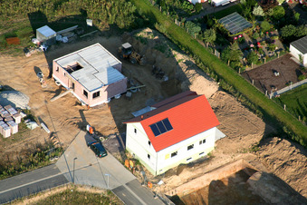 New development area Am Höhenweg in Kandel in the state Rhineland-Palatinate, Germany from the plane