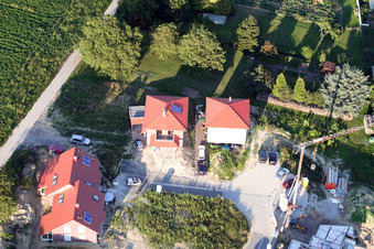 Aerial photograpy of New development area Am Höhenweg in Kandel in the state Rhineland-Palatinate, Germany