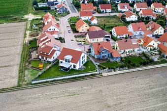 In the Bannholz in the district Hayna in Herxheim bei Landau in the state Rhineland-Palatinate, Germany from above