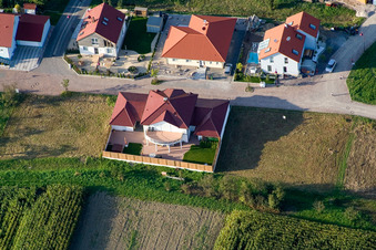 Aerial photograpy of Kantstr in Neuburg am Rhein in the state Rhineland-Palatinate, Germany