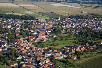 Roeschwoog from the west in Rœschwoog in the state Bas-Rhin, France out of the air