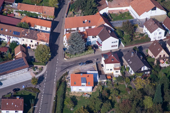 Raiffeisenstraße x Mörzheimer Hauptstr in the district Mörzheim in Landau in der Pfalz in the state Rhineland-Palatinate, Germany out of the air