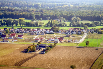 New development area Am Höhenweg in Kandel in the state Rhineland-Palatinate, Germany viewn from the air
