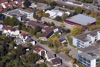 School building of the Ludwig-Marum-Gymnasium Pfinztal in the district Berghausen in Pfinztal in the state Baden-Wurttemberg seen from a drone