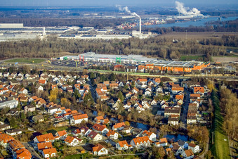 Rheindammstr in front of the Maximilian Center in the district Maximiliansau in Wörth am Rhein in the state Rhineland-Palatinate, Germany