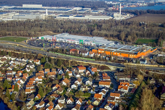 Aerial photograpy of Rheindammstr in front of the Maximilian Center in the district Maximiliansau in Wörth am Rhein in the state Rhineland-Palatinate, Germany