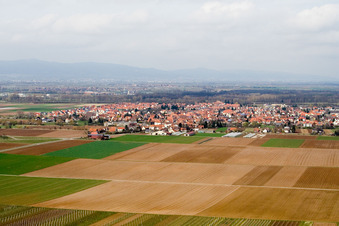 Oblique view of City view from the southeast in Offenbach an der Queich in the state Rhineland-Palatinate, Germany