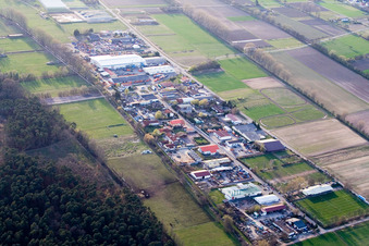 Industrial estate and company settlement Auf of Buesche in the district Auf der Buesche in Lustadt in the state Rhineland-Palatinate