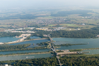 Oblique view of Lock near Freistett in Gambsheim in the state Bas-Rhin, France