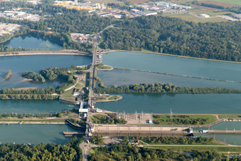 Lock near Freistett in Gambsheim in the state Bas-Rhin, France from above