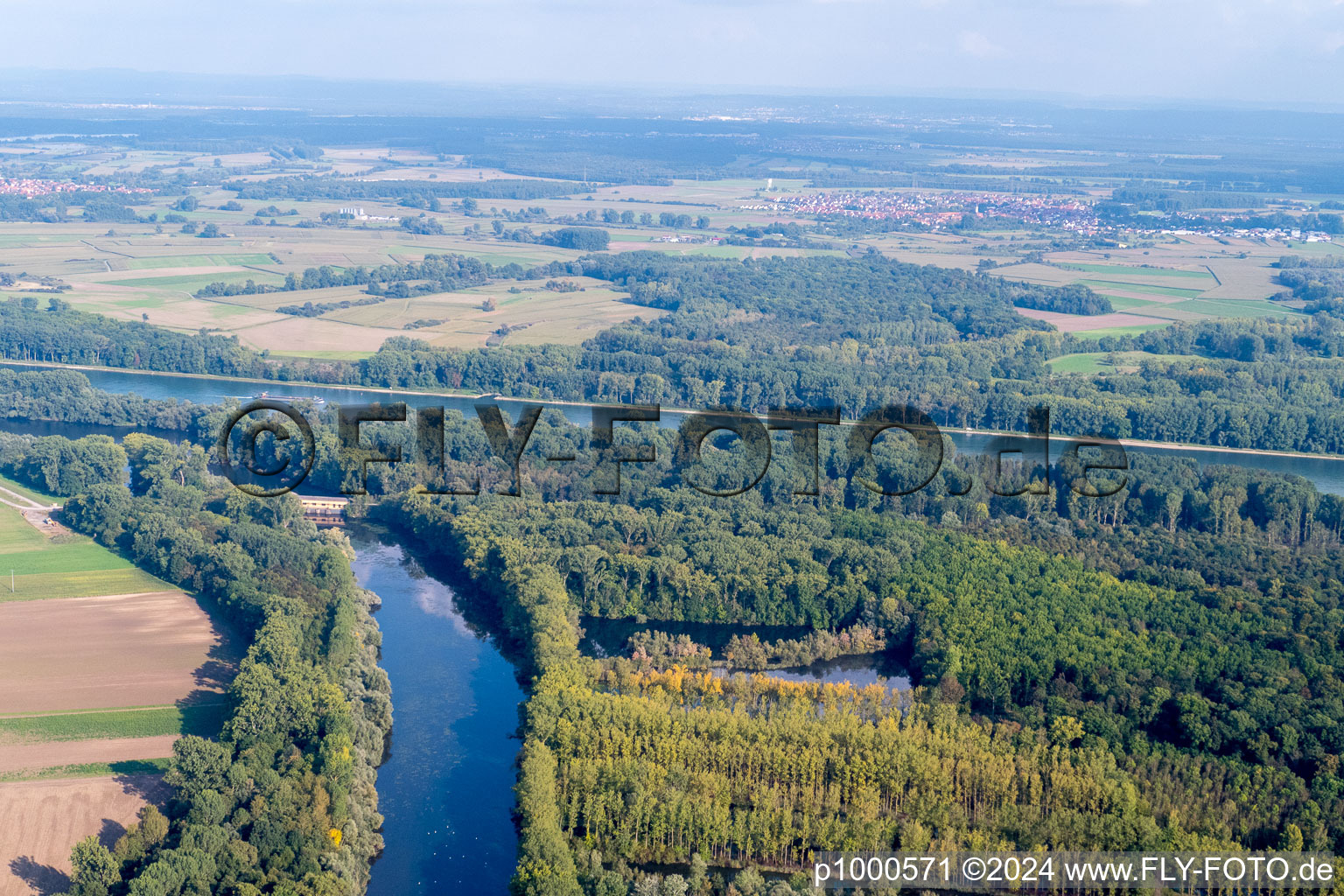 District Sondernheim in Germersheim in the state Rhineland-Palatinate, Germany seen from above