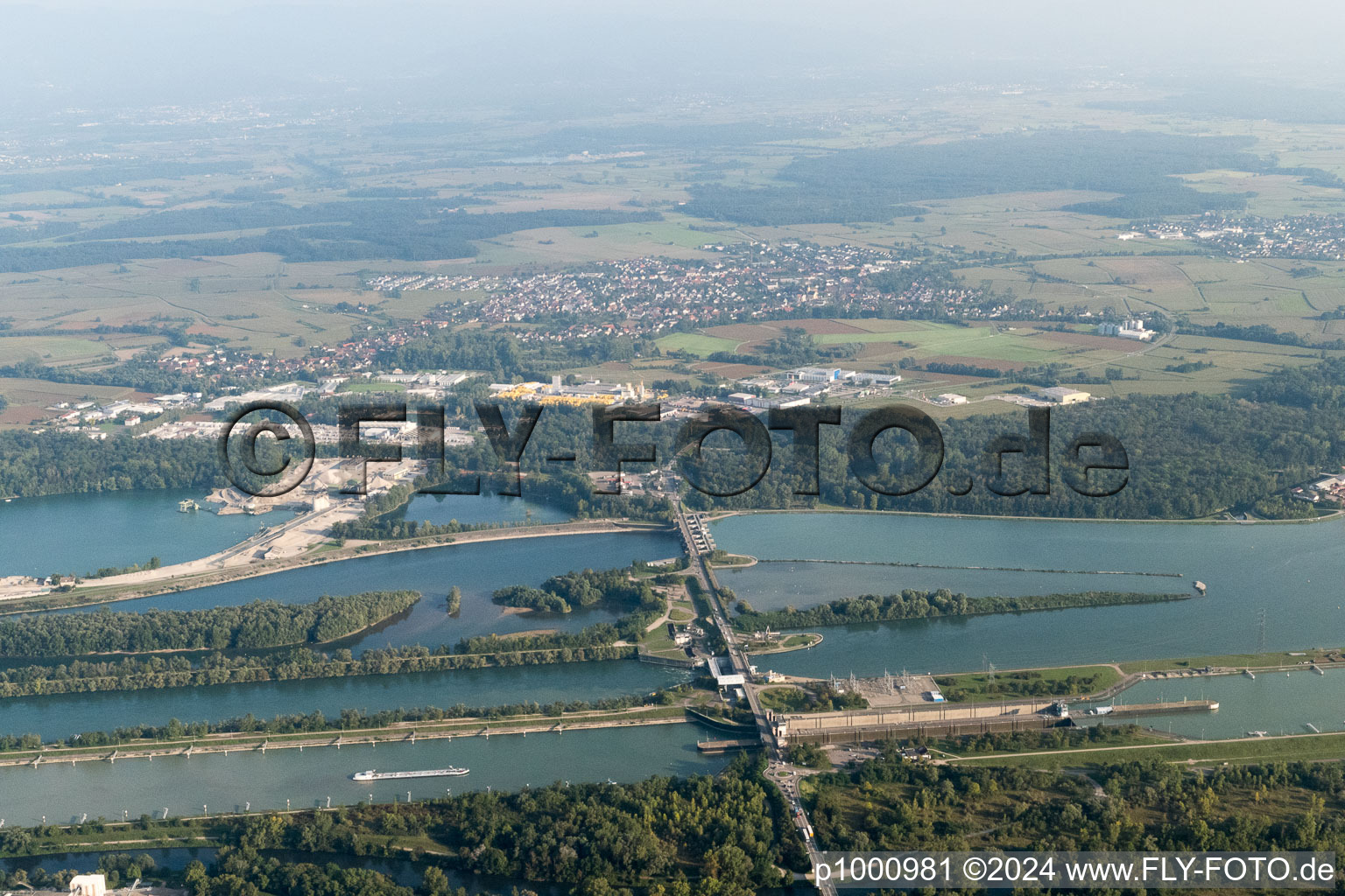 Oblique view of Lock at Freistett in Gambsheim in the state Bas-Rhin, France