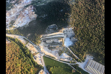 Cava Ziche, Lazzarini Angiolino Srl Commercio Ed Escavazione Marmi in Nuvolera in the state Brescia, Italy