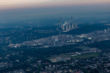 Oblique view of Ruhr Oel GmbH, Halde Oberscholven wind farm, Uniper power plants in the district Scholven in Gelsenkirchen in the state North Rhine-Westphalia, Germany
