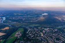 Curved loop of the riparian zones on the course of the river Ruhrbogen of Ruhrhalbinsel Ueberruhr in Essen-Hinsel in the state North Rhine-Westphalia
