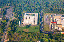 Industrial estate and company settlement Neusser Landstr. with Infineum GmbH & Co. KG, GIA Gesellschaft fuer innovative Automationstechnik mbh and Romaco Kilian GmbH in the district Niehl in Cologne in the state North Rhine-Westphalia, Germany