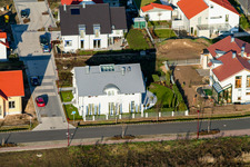 New development area An den Tongruben in Rheinzabern in the state Rhineland-Palatinate, Germany from the drone perspective